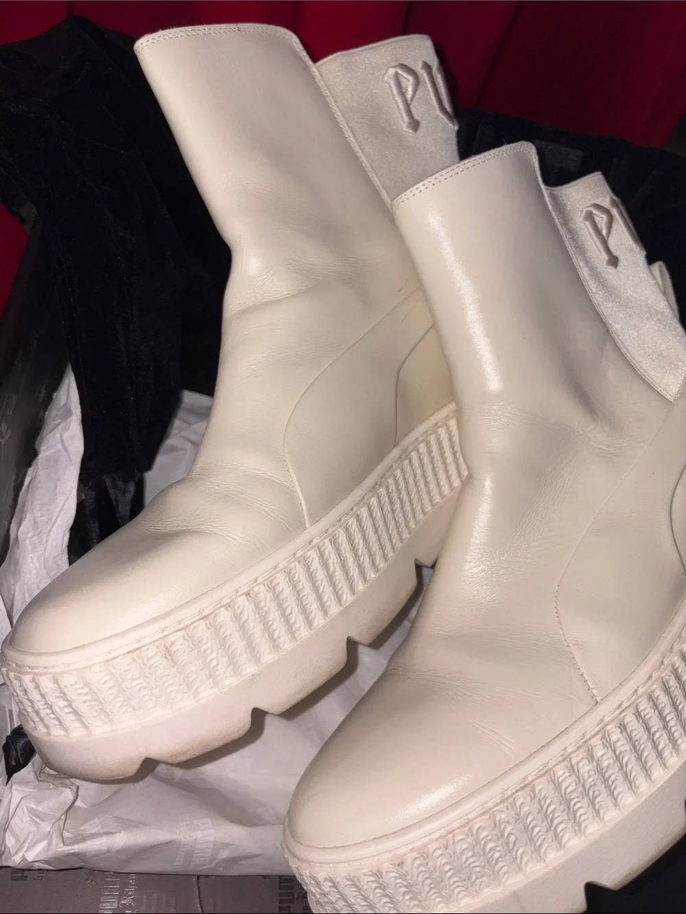 FENTY PUMA COLLAB Chelsea Sneaker Boot - Cream Color Men’s Size 10us (MINT)